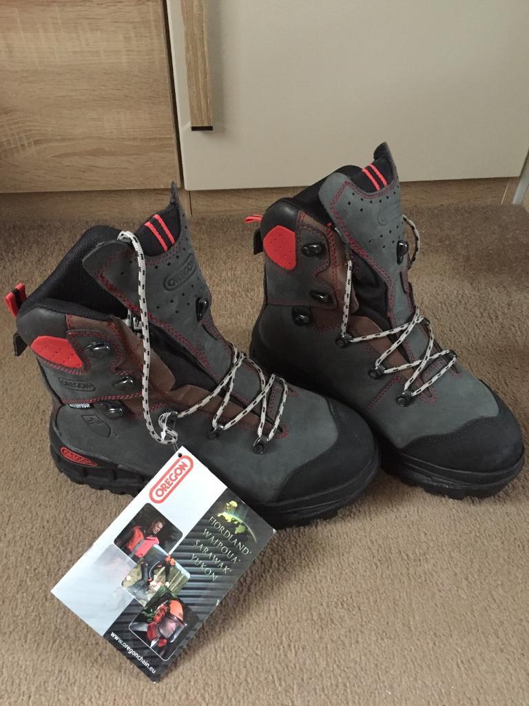 oregon chainsaw boots